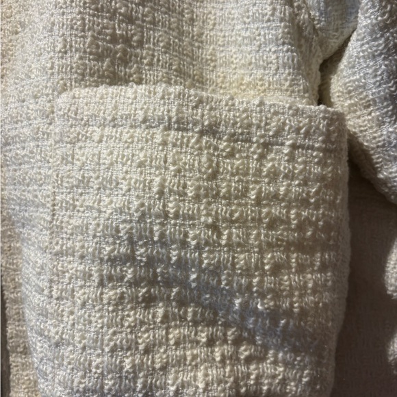 Angela Cream Bomber Jacket - Dailystory - Picture 6 of 10